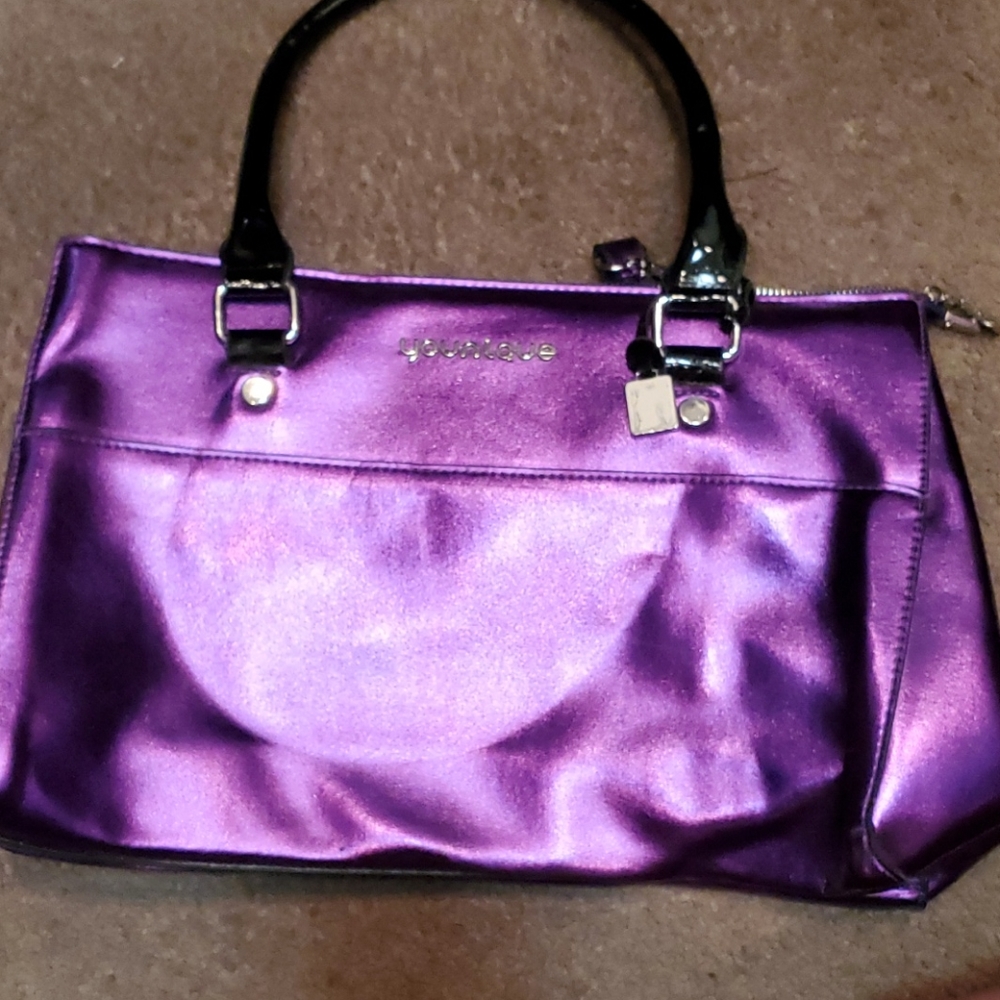 Younique  purse